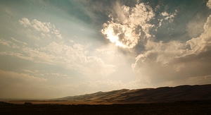 Sunrays sunny desert photo