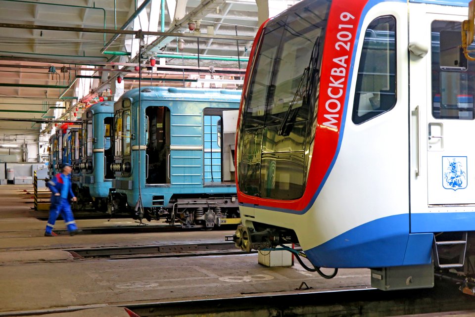 new metro train 81-765/766/767.4 moscow 2019 at the sokol depot