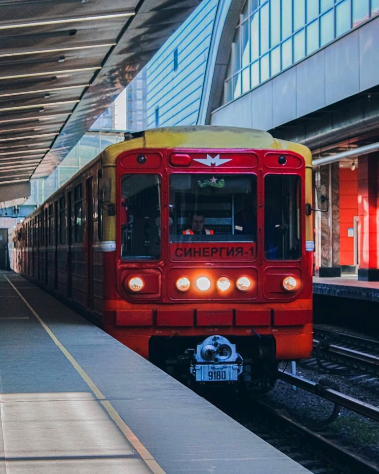 metro service train 81-717/714 synergy-1 at Kuntsevskaya metro station