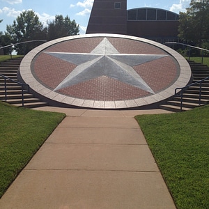 Landscape monument sculpture