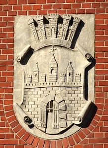 Symbol emblem relief