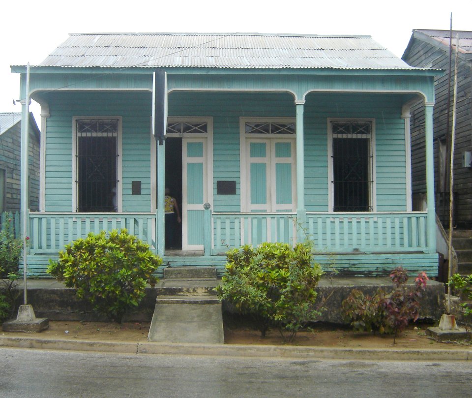 15. Museo Municipal de Antilla René Ramos Latourt. Holguín Cuba