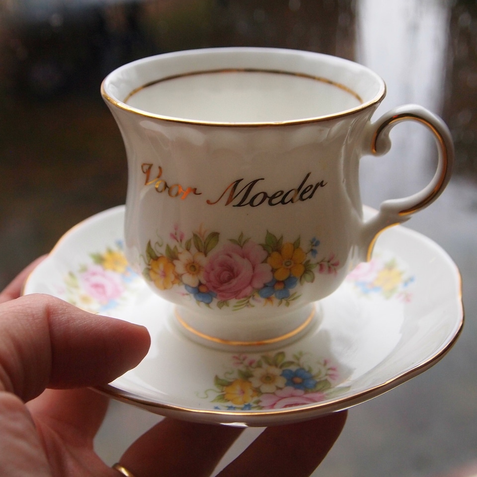 Porcelain floral cup romantic