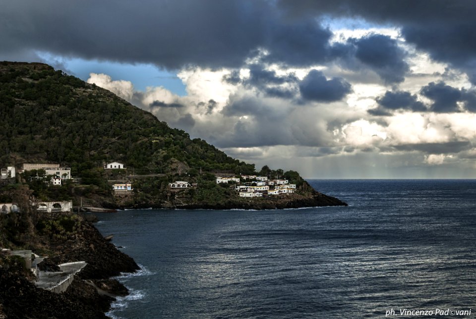mezzaluna dalla grotta azzurra