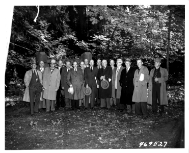 19491015-FS-Gifford-FF-469527