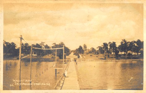 65. PLEASURE PIER LAKE OACISSON SEBRING FLORIDA