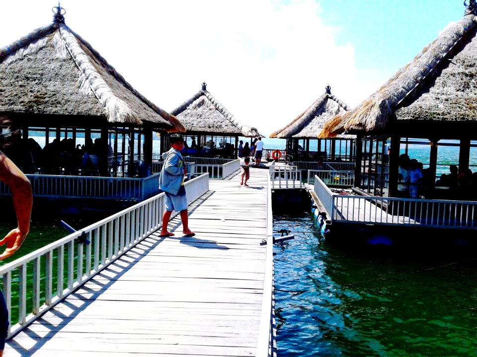 Resto Apung Kintamani