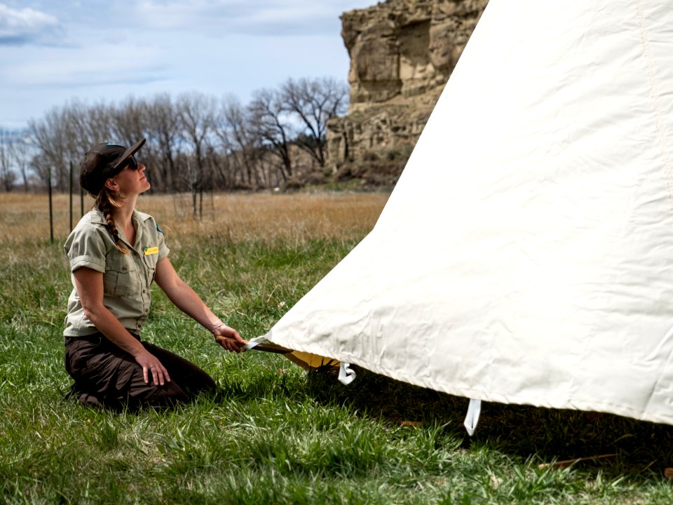 Pretty Shield Foundation Teepee Build