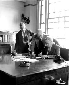 19400925-FS-Washington, DC-HS-399220