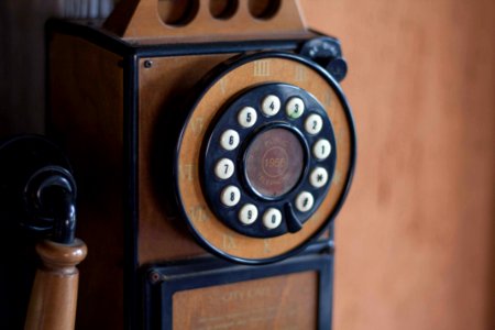 Old-fashioned dial phone 구식 다이얼 전화기