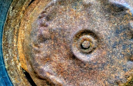 Trailer wheel