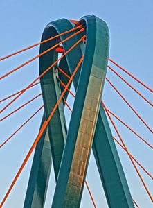 Crossing infrastructure structure
