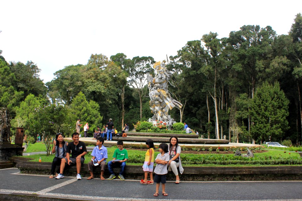 Patung Kumbakarna Bedugul