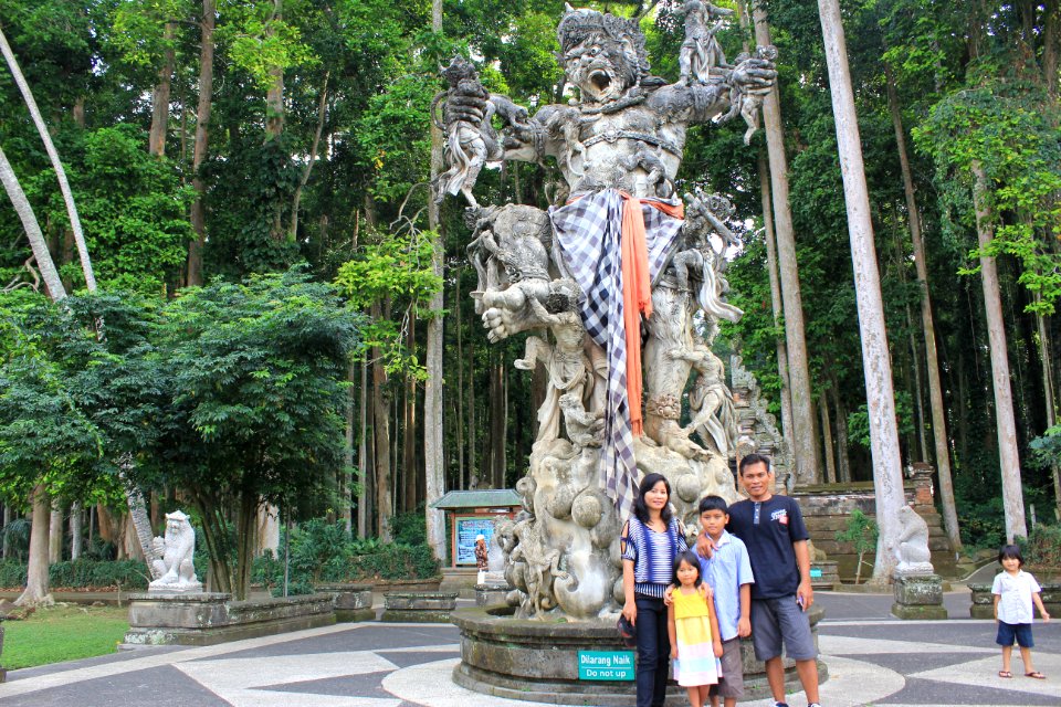 Monkey Forest Sangeh