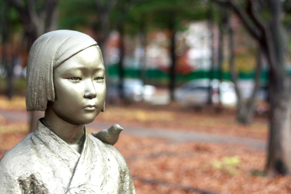 peace statue comfort woman statue 위안부 소녀상 평화의 소녀상 (1)