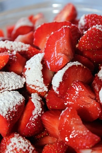 Strawberries icing sugar dessert