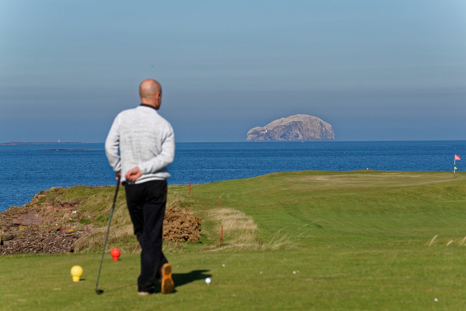 Golf hole stunning view thinking