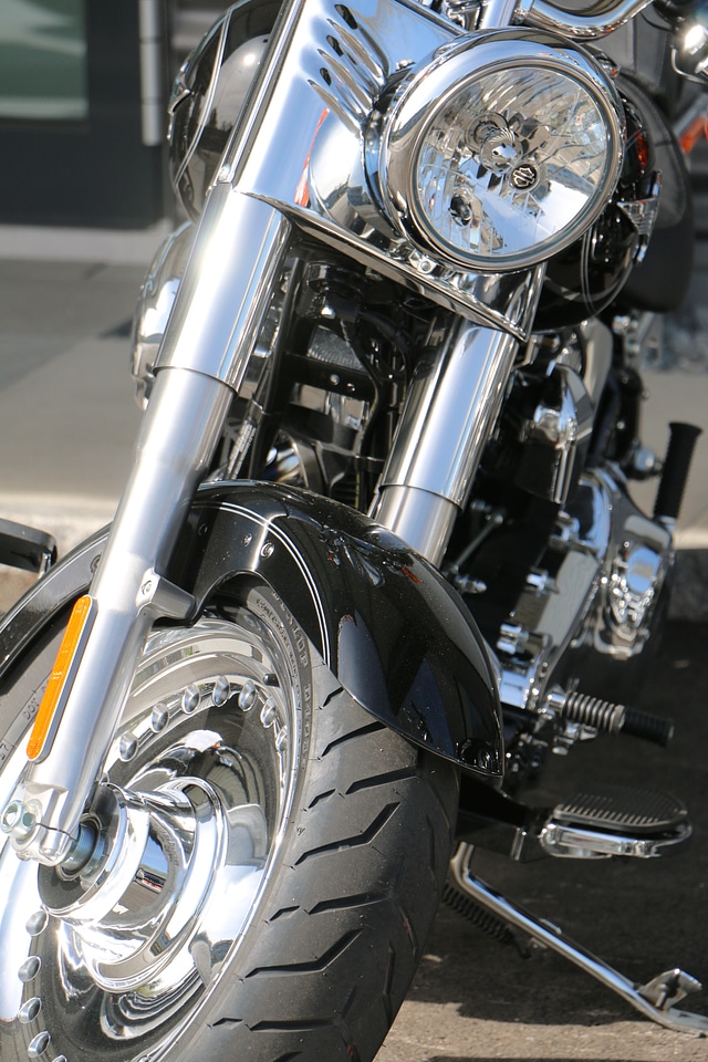 Chrome gloss noble solid