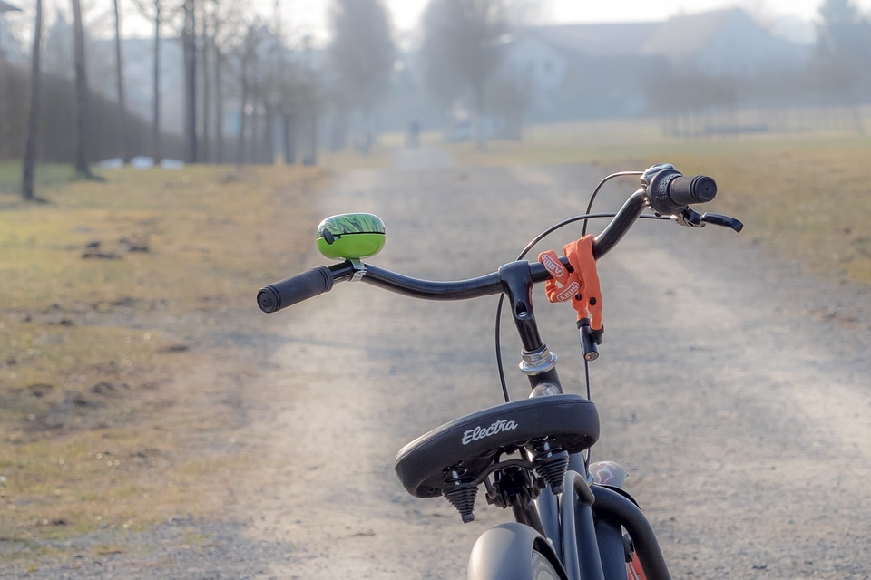 Parking cycling mountain bike