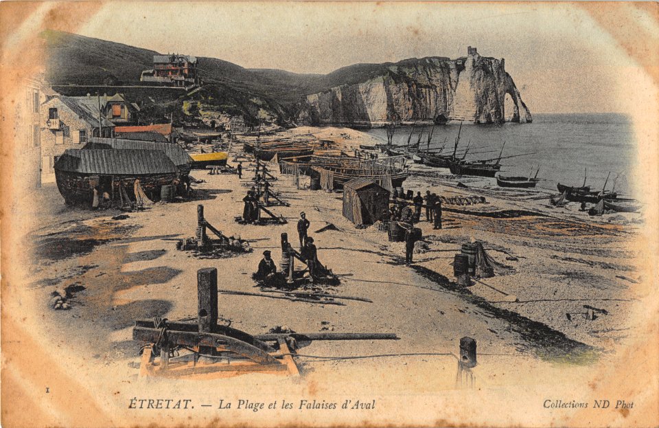 1 ETRETAT - LA PLAGE ET LES FALAISES D'AVAL