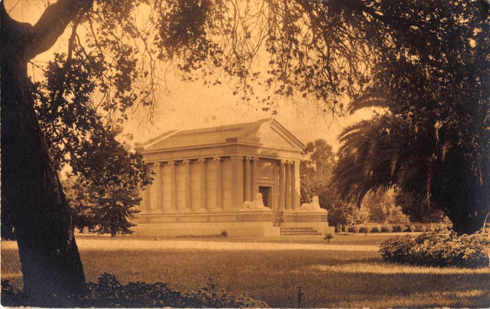 X MONUMENT IN CALIFORNIA