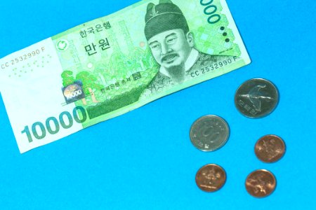 만원 지폐 잔돈 동전 10000won bills penny coin