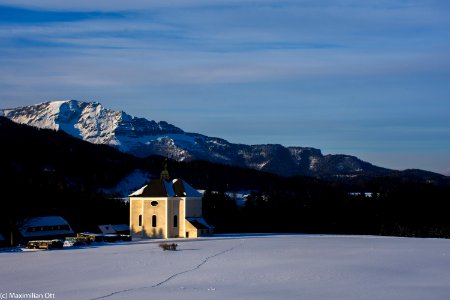 Kapelle im Winter photo