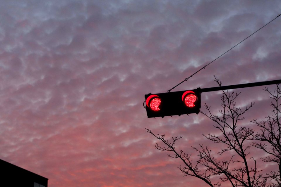 Red sky 붉은 하늘 신호등