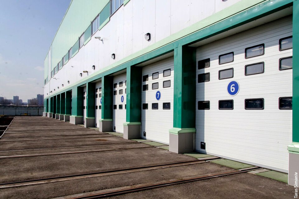 metro depot  brateevo