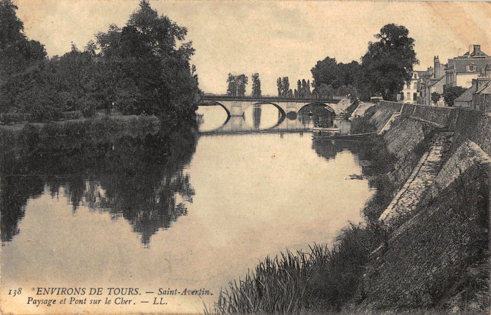 138 SAINT-AVERTIN - PAYSAGE ET PONT SUR LE CHER