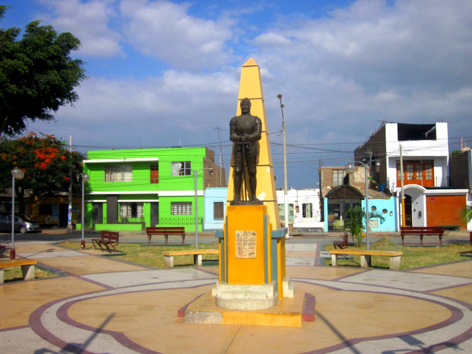 Plaza «Jerónimo de Cabrera»