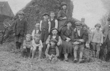 Threshing at Hook circa. 1900 (archive ref DDX1712-1) photo