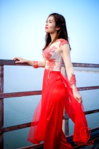 Áo dài cầu Long Biên zeus studio