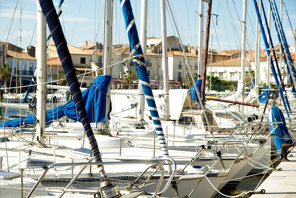 Port boats sailboats
