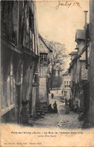 PONT-DE-L'ARCHE (EURE) - LA RUE DE L'ABBAYE SANS TOILE