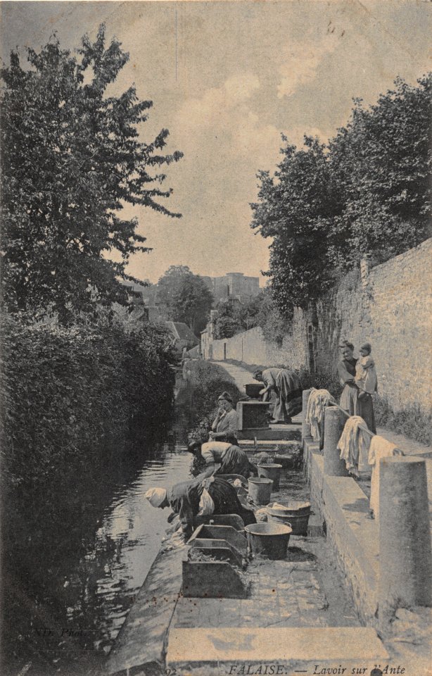 2 LAVOIR SUR L'ANTE