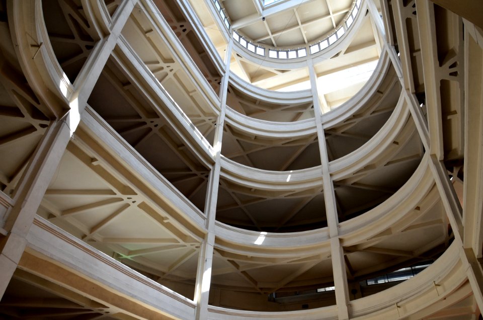 Rampa elicoidale Lingotto, Torino