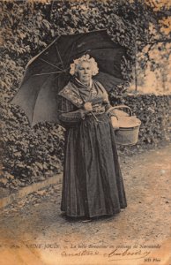 SAINT-JOUIN - LA BELLE ERNESTINE EN COSTUME DE NORMADER