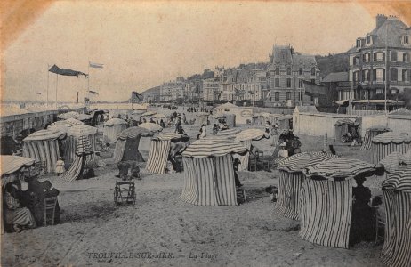 TROUVILLE-SUR-MER - LA PLAGE