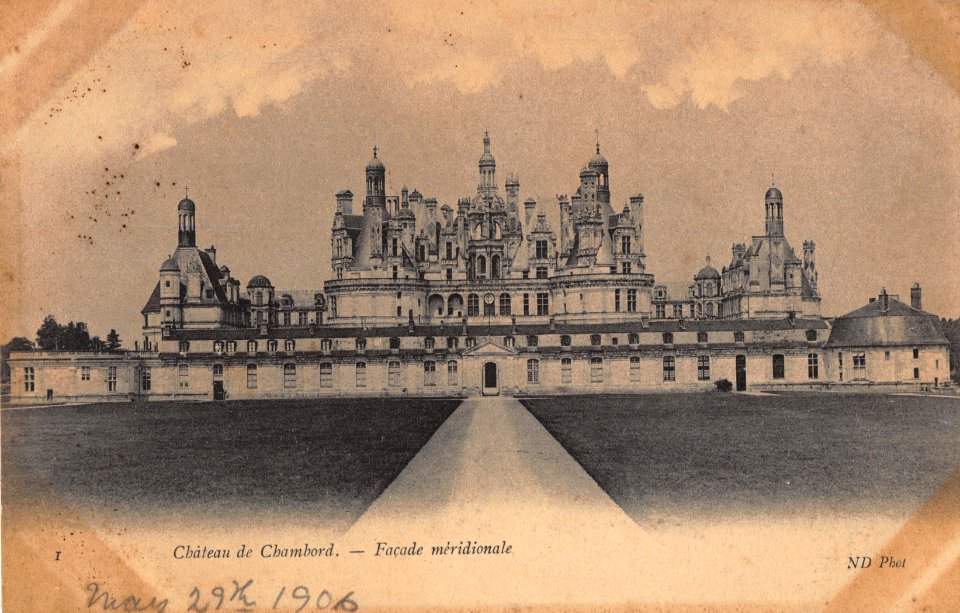 1 CHATEAU DE CHAMBORD - FACADE MERIDIONALE