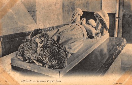 13 LOCHES - TOMBEAU D'AGNES SOREL
