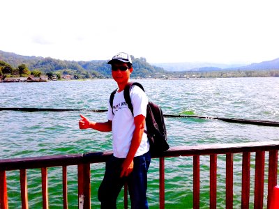 Resto Apung Kintamani Bali