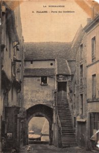 9 FALAISE - PORTE DES CORDELIERS - LA NORMANDIE
