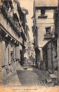 37 LA RUE DE LA PAIX