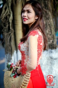 Áo dài cầu Long Biên zeus studio