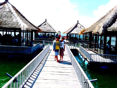 Resto Apung ( Resto Favorit di Bali )