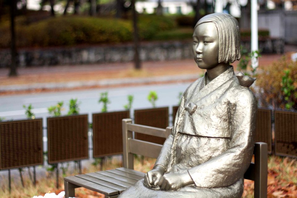 peace statue comfort woman statue 위안부 소녀상 평화의 소녀상 (2)