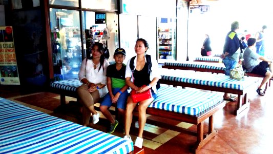 Ruang Tunggu Dermaga Bali Hai Cruise