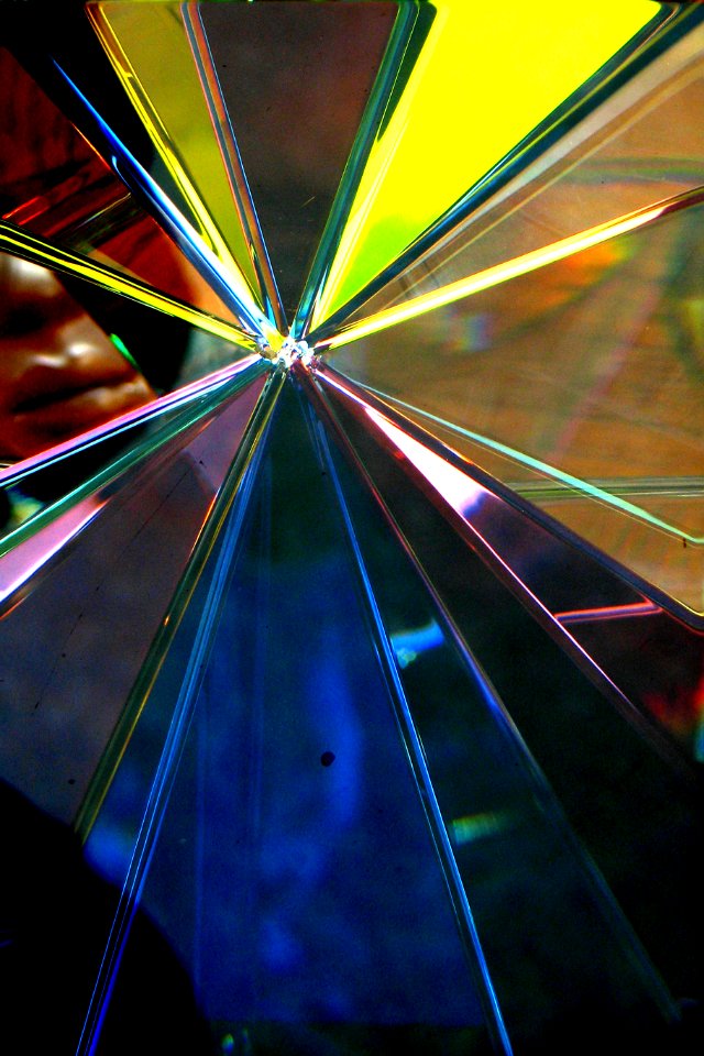 radiating multicolor glass design