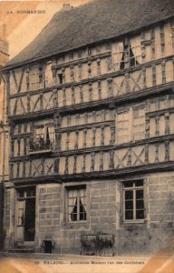 19 FALAISE - ANCIENNE MAISON RUE DES CORDELIERS